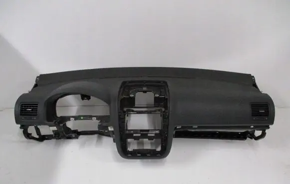 Volkswagen Golf V Radio/GPS head unit trim 
