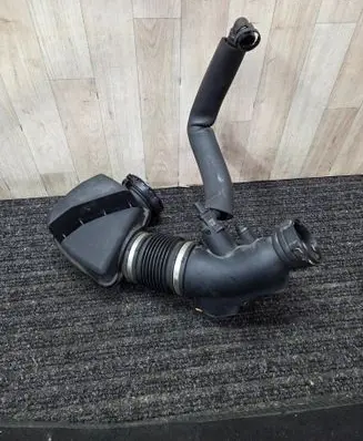 BMW 3 F30 F35 F31 Intake resonator 8601681 13718601681 70604239