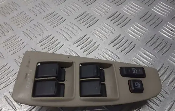 Toyota Avensis T250 Front door window switch trim 37168-86B03