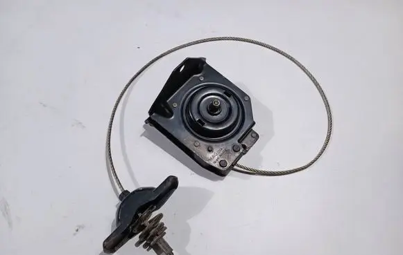 Chevrolet Silverado Spare wheel mounting bracket 20870067