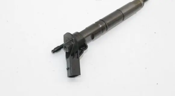 Mercedes-Benz ML W164 Fuel injector A6420701387 0445115017