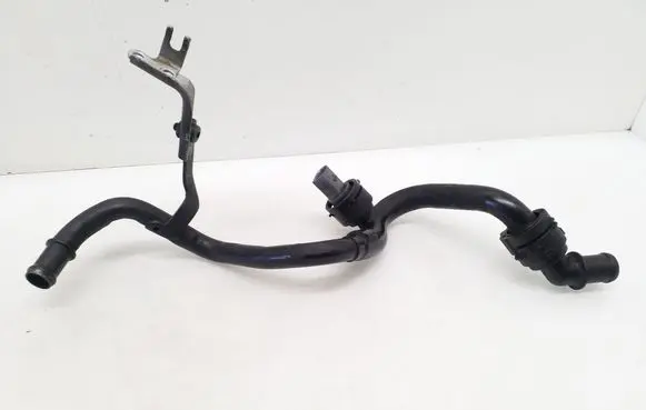 Volkswagen Touareg I Engine coolant pipe/hose 059129089