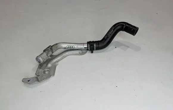 Audi RS4 B8 Breather hose/pipe 06M121058B 157811