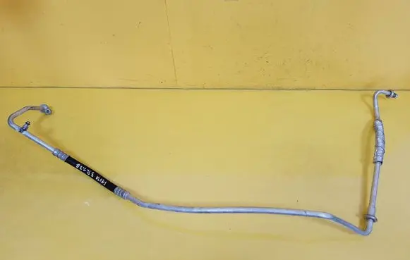Ford Fiesta Air conditioning (A/C) pipe/hose 