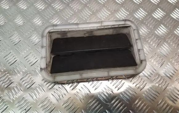 Toyota Avensis T250 Quarter panel pressure vent 6294005050