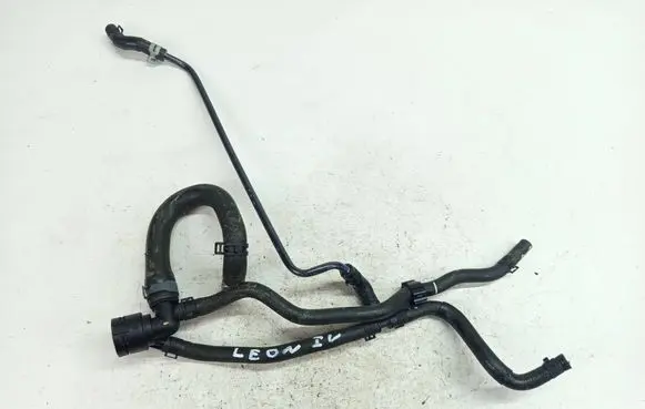 Seat Leon IV Engine coolant pipe/hose 5WA122101AJ 5Q0122291AM