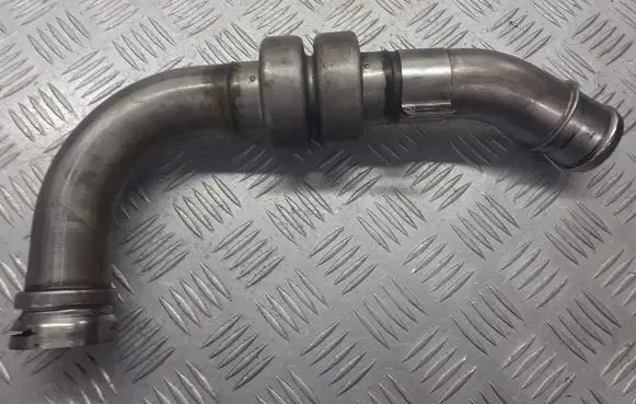 Nissan Note (E11) EGR valve line/pipe/hose