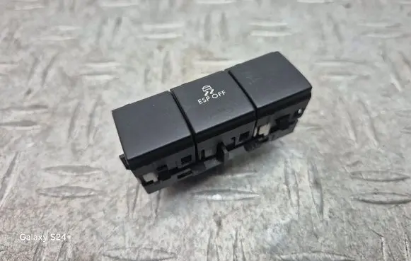 ESP (stability program) switch