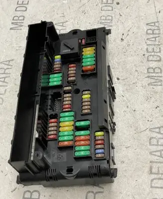 BMW 5 F10 F11 Fuse box set 9252815