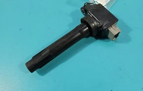 High voltage ignition coil