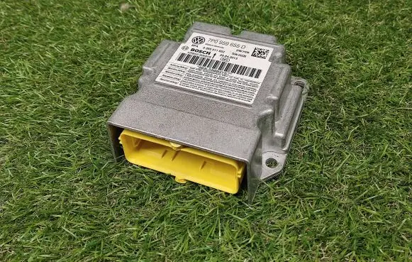 Volkswagen Touareg II Airbag control unit/module 7P0959655D 0285011652