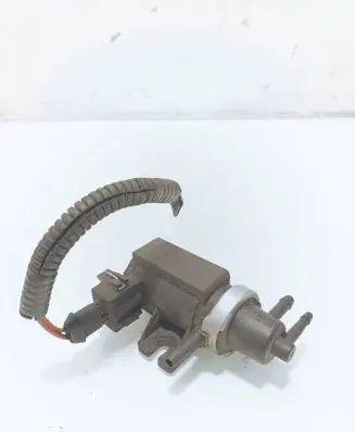 Volvo S40, V40 Turbo solenoid valve 30618057 01T080 72190343