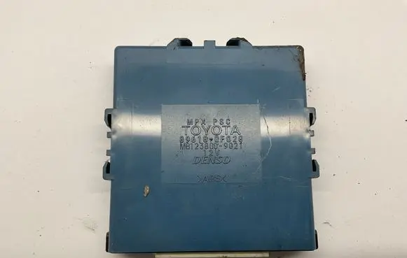 Toyota Corolla Verso AR10 Combustion control unit/module 896180F020 MB1238009021