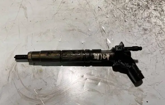 Mercedes-Benz ML W164 Fuel injector A6420701987 0445115076 0445115