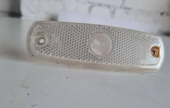 Mitsubishi Eclipse Front fender indicator light 1R01717