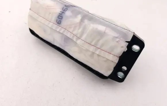 Passenger airbag