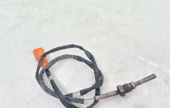 Skoda Superb B6 (3T) Exhaust gas temperature sensor 03L906088CC