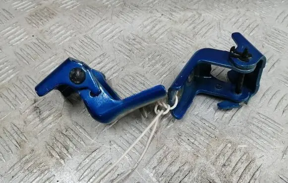 Citroen e-C3 Front door upper hinge 