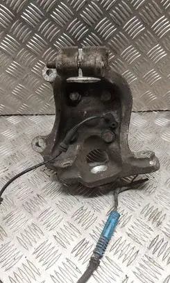 BMW 5 E60 E61 Front wheel hub