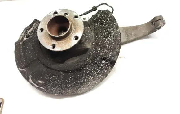 BMW 6 F12 F13 Front wheel hub