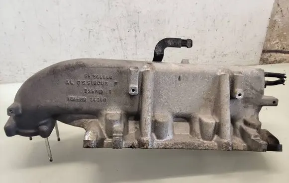 Opel Insignia A Intake manifold 55355607