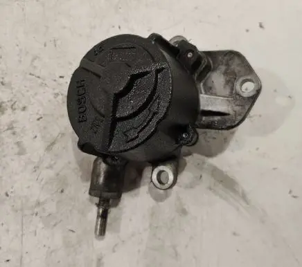 Peugeot 607 Vacuum pump D143