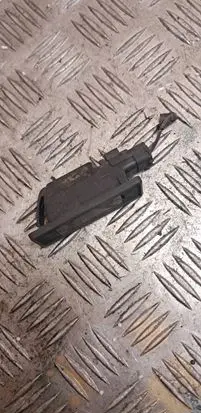 Nissan Note (E11) Number plate light