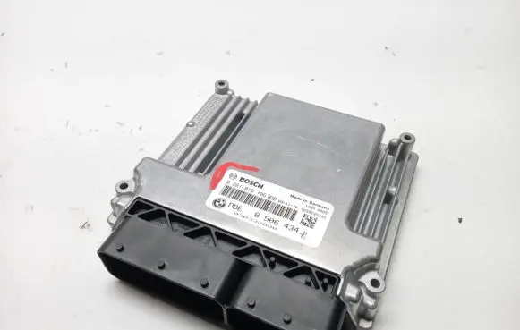 BMW X1 E84 Engine control unit/module 8506434