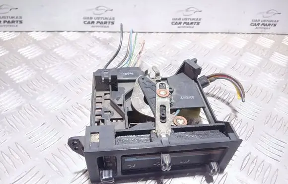 Chrysler Grand Voyager II Climate control unit 4462408