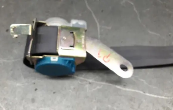Hyundai Elantra VI Rear seatbelt
