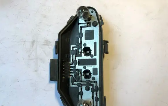 Volkswagen Transporter - Caravelle T5 Tail light bulb cover holder 7H0945258A 15799600 157996