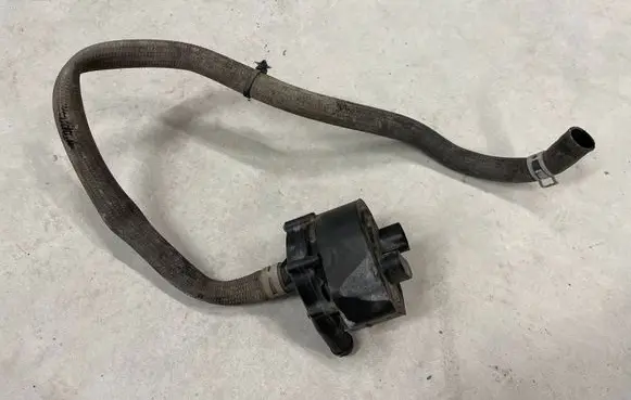 Tesla Model S Electric auxiliary coolant/water pump 103732700G 17294C0400