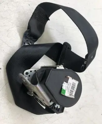 Volkswagen Golf VII Rear seatbelt 621102200