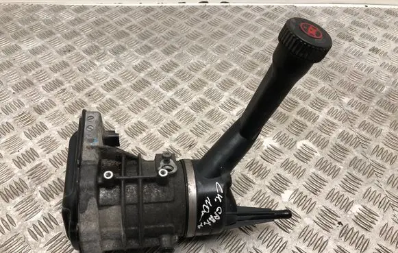 Citroen C4 Grand Picasso Power steering pump 9671742480