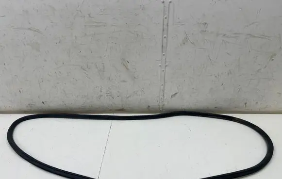 Mercedes-Benz GLE W167 Rear door rubber seal (on body)