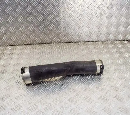 BMW 5 F10 F11 Intercooler hose/pipe 7810614
