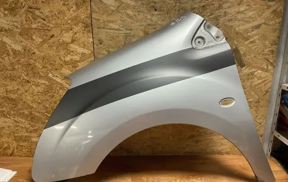 Peugeot Partner Fender