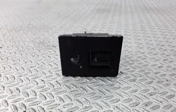 Volkswagen Touareg I Seat heating switch 7L6963564A