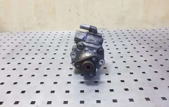 Power steering pump