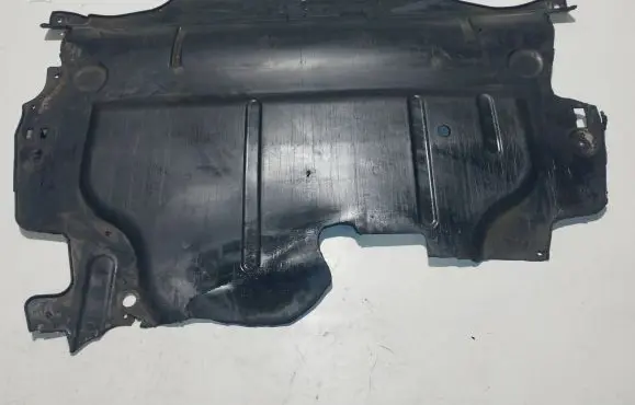 Ford Galaxy Engine splash shield/under tray