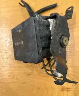Ford Focus C-MAX ABS Pump 2S612M110CE D351437A0B 10020600934