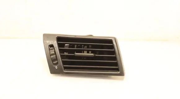 BMW X3 E83 Dashboard side air vent grill/cover trim