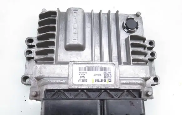 Chevrolet Cruze Engine control unit/module 25187592