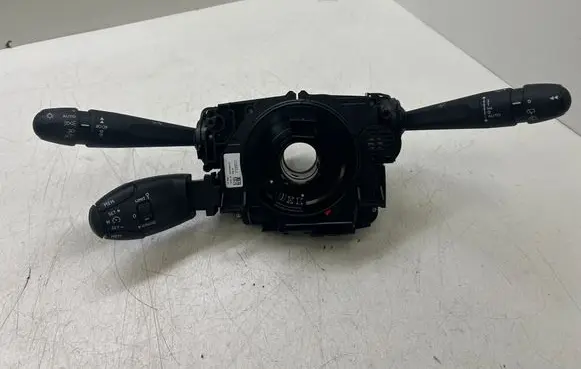 Wiper turn signal indicator stalk/switch