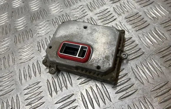 Volkswagen Touran I Headlight ballast module Xenon 1307329115