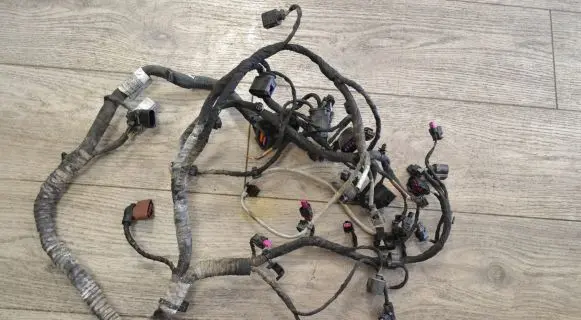 Volkswagen PASSAT B8 Engine installation wiring loom 05E972627J