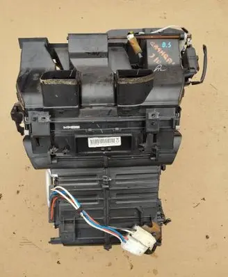 Nissan Qashqai Interior heater climate box assembly 27210jd720 a30463a77900