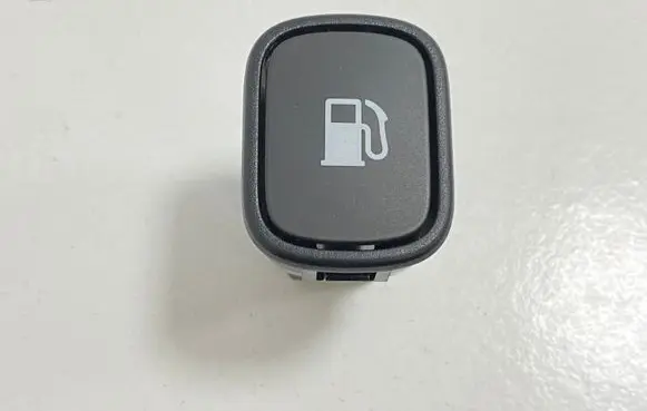 Chevrolet Volt I Fuel tank opening switch 22807643 2102OMRON