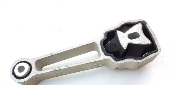 Volvo XC60 Engine mount bracket 30793322