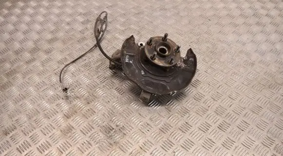 Toyota Prius (XW20) Front wheel hub spindle knuckle
